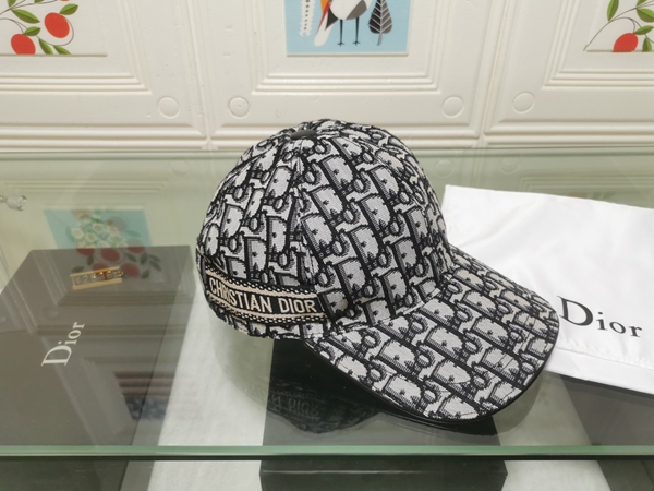 ブランド帽子背面デザイン